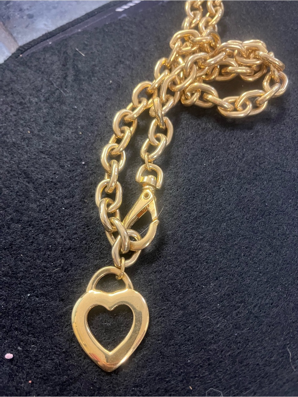Gold Heart Pendant Link Necklace - Women's Jewelry
